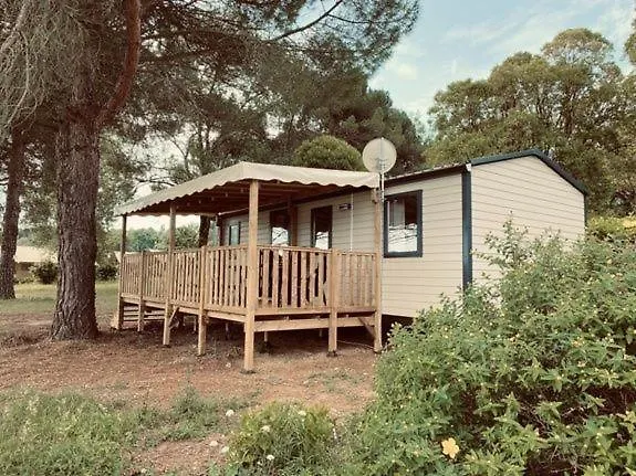 캠프장 Camping Le Lac De Thoux 호텔 Saint-Cricq